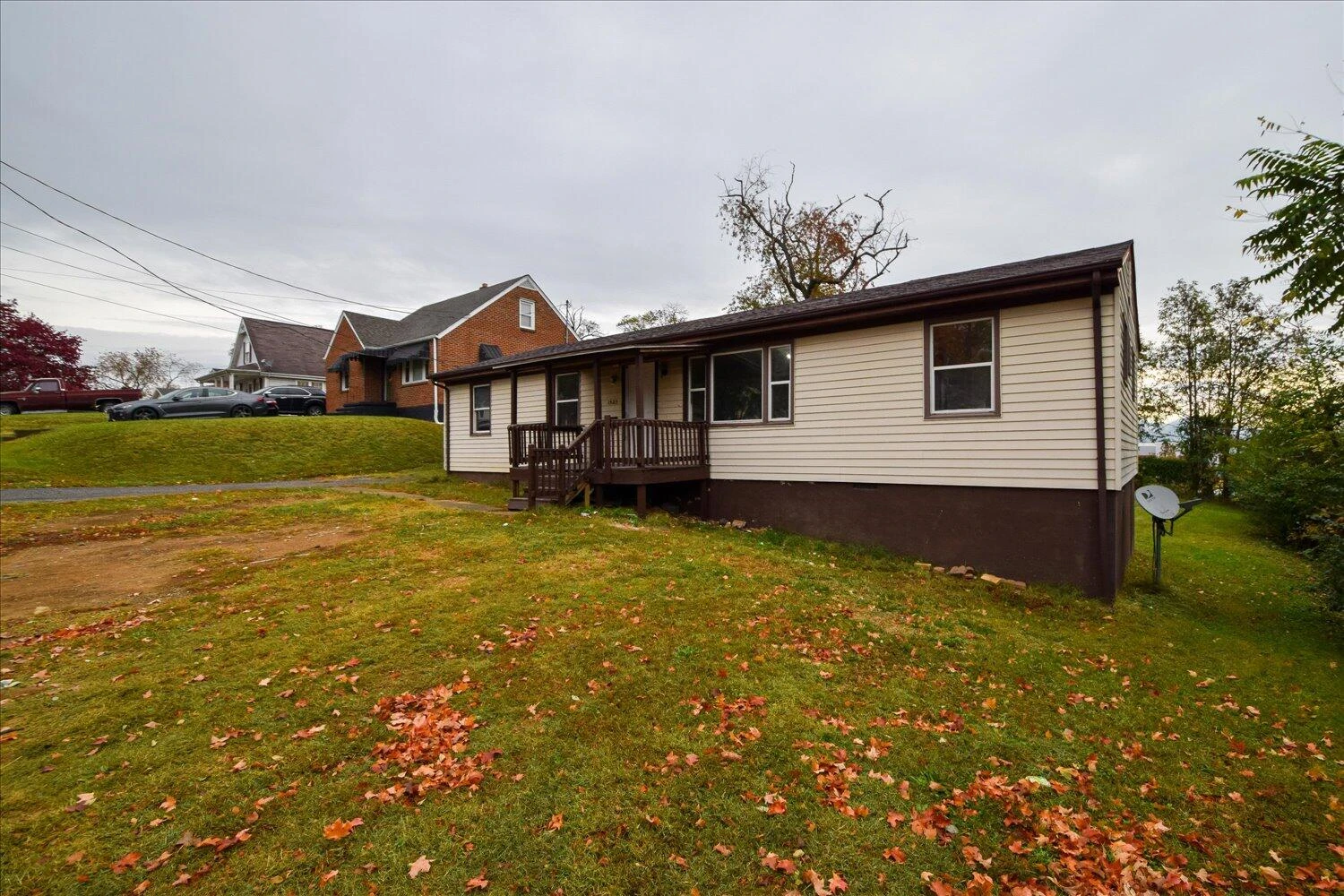 1523 Dunbar ST NW - Photo 16