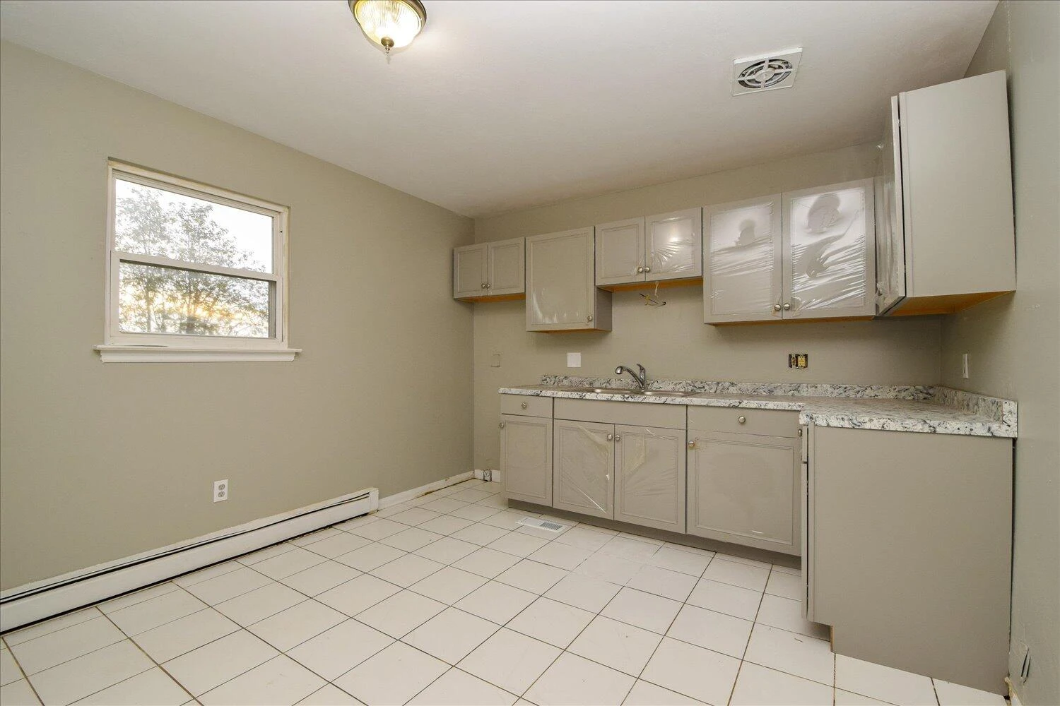 1523 Dunbar ST NW - Photo 6