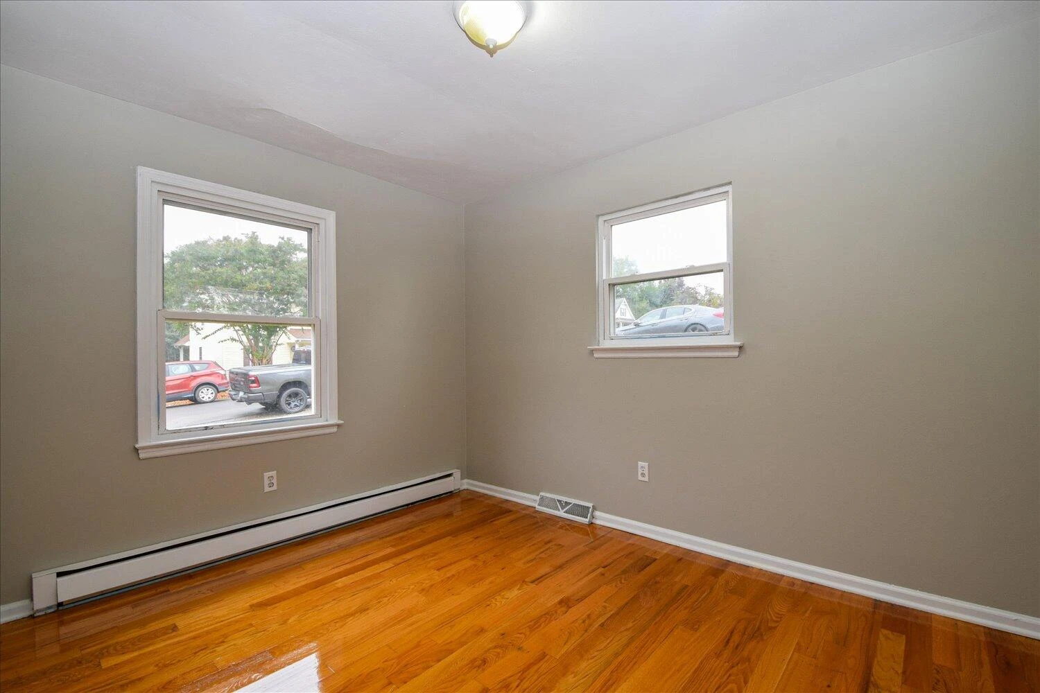 1523 Dunbar ST NW - Photo 10