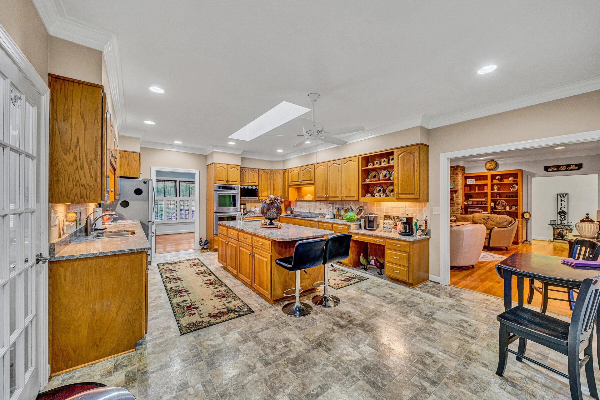 294 Heritage DR - Photo 8