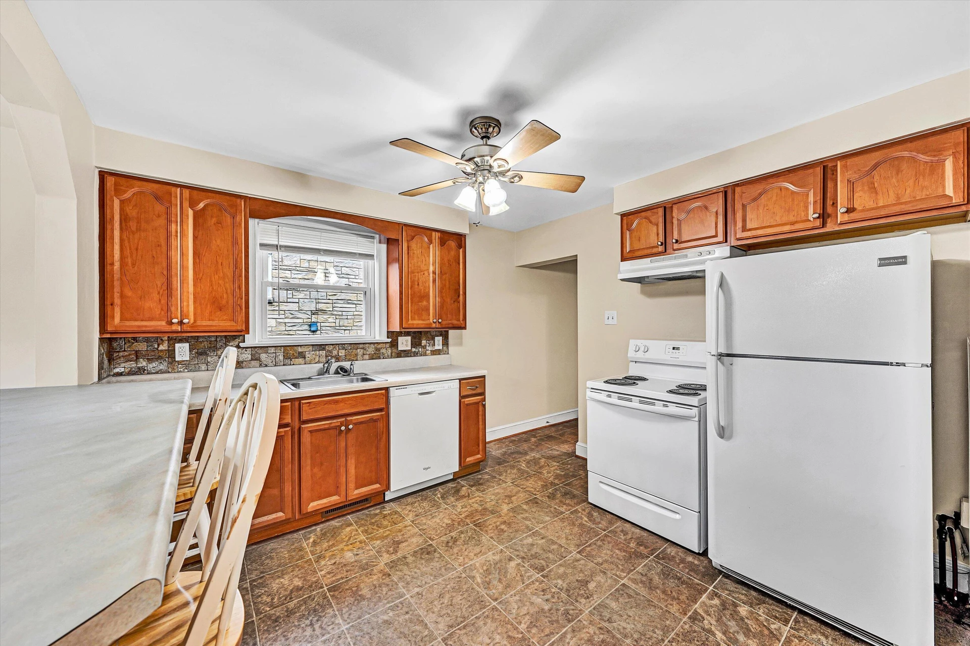 617 E Virginia AVE - Photo 12