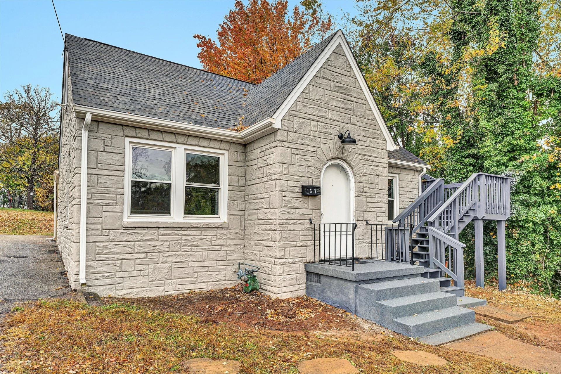 617 E Virginia AVE - Photo 35