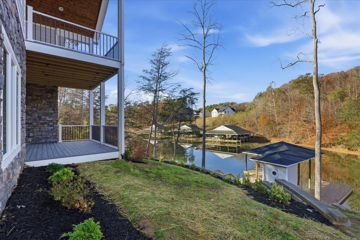 172 Lakewatch CIR - Photo 85