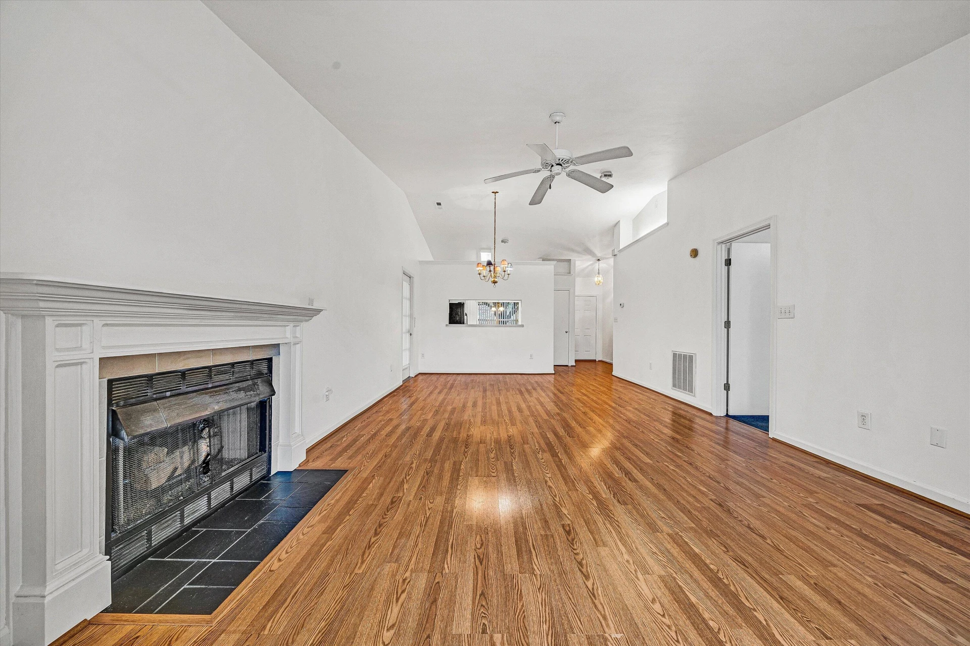 6928 Scotch Pine LN - Photo 10