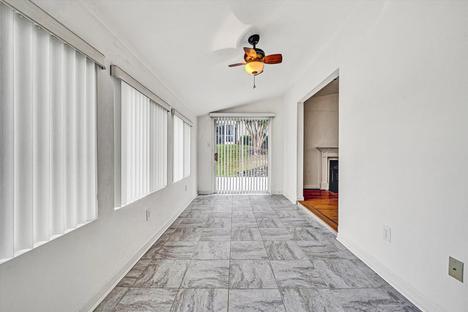 6928 Scotch Pine LN - Photo 19
