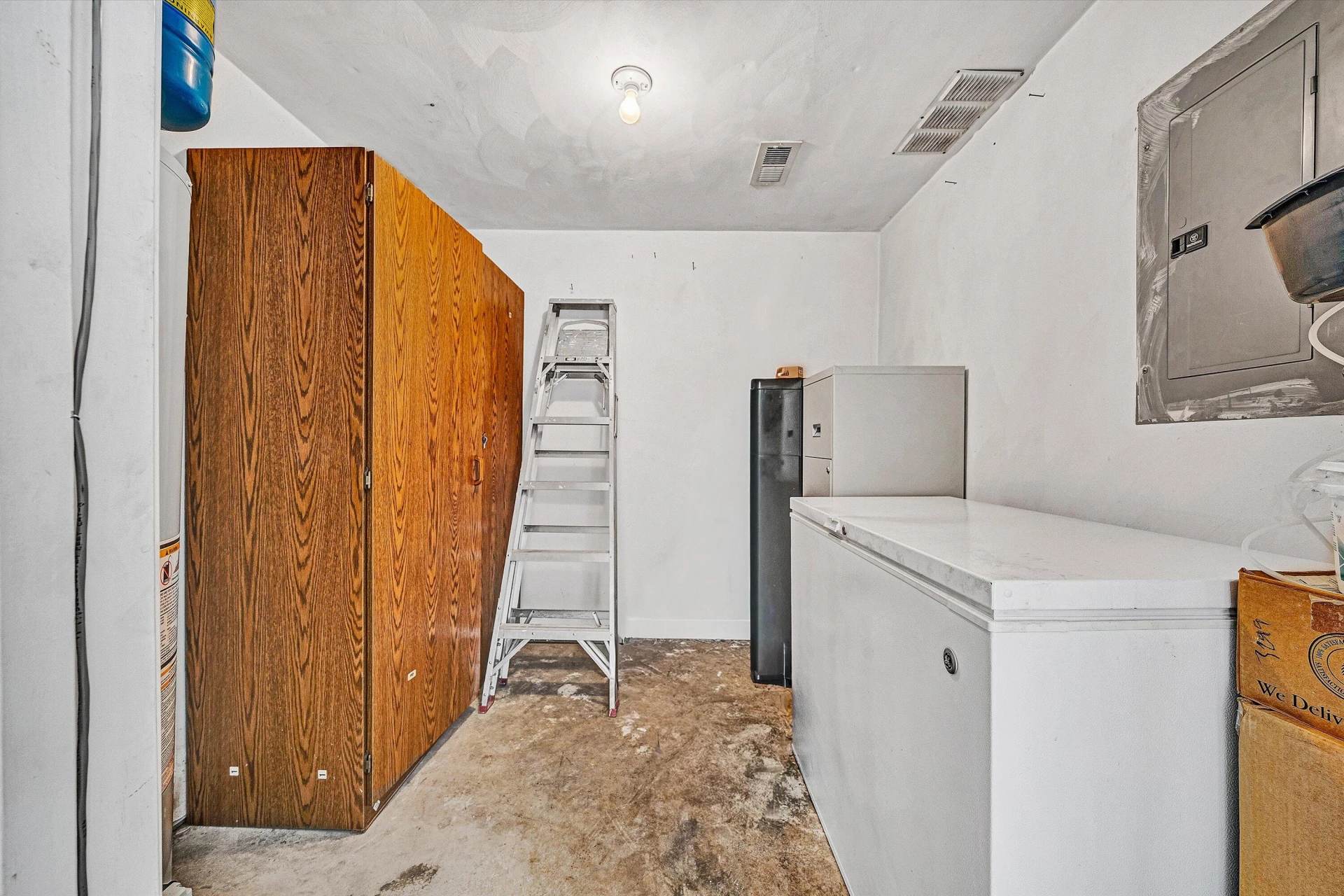 6928 Scotch Pine LN - Photo 20