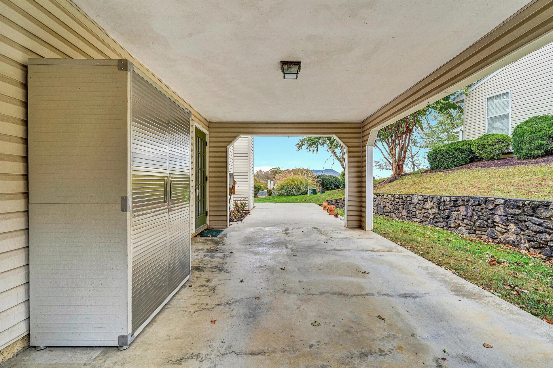 6928 Scotch Pine LN - Photo 22