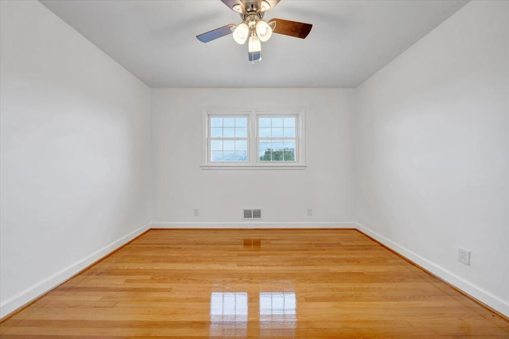 2527 Broad ST NW - Photo 14