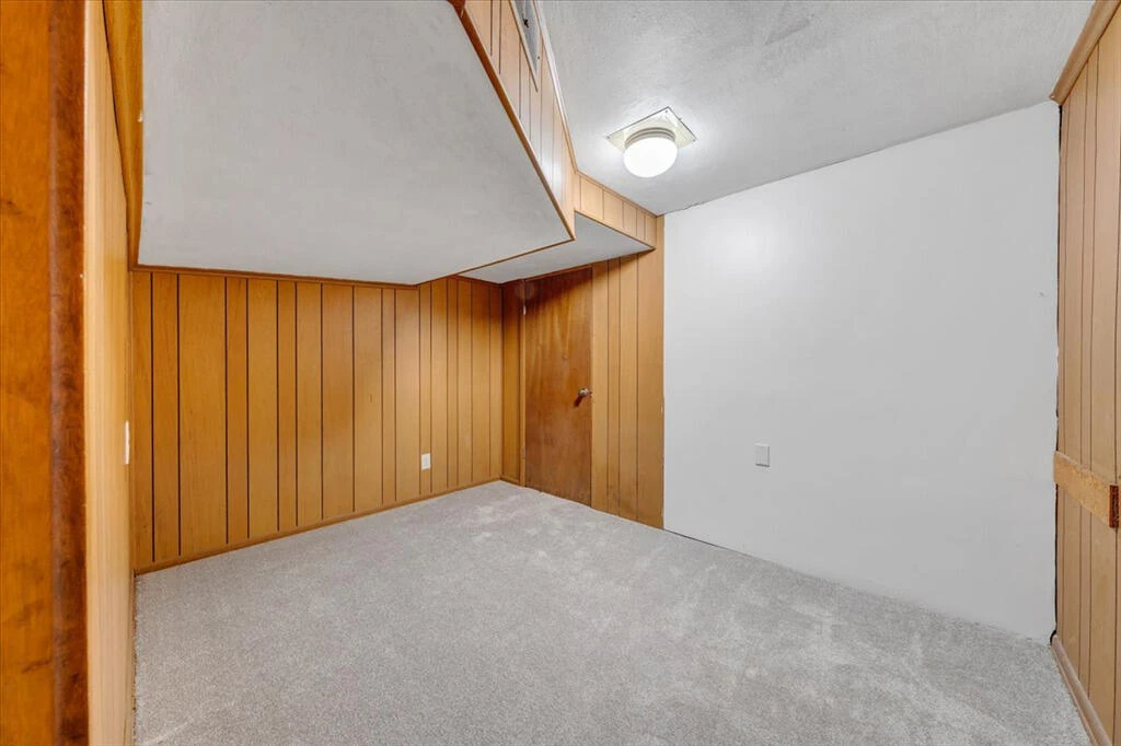 2527 Broad ST NW - Photo 17