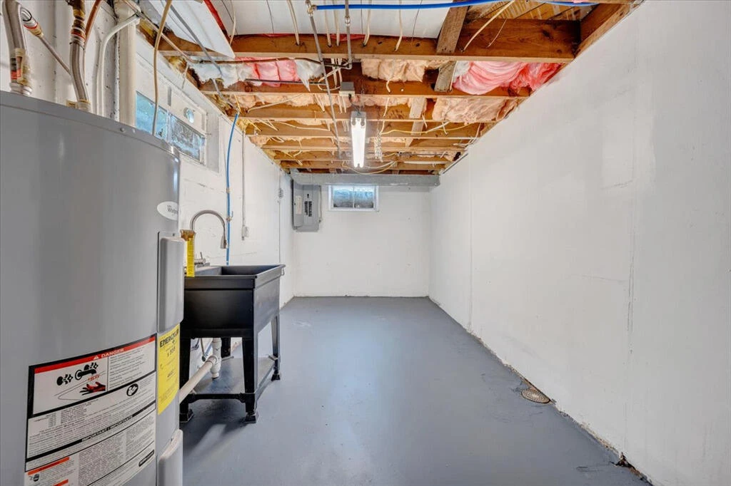 2527 Broad ST NW - Photo 19