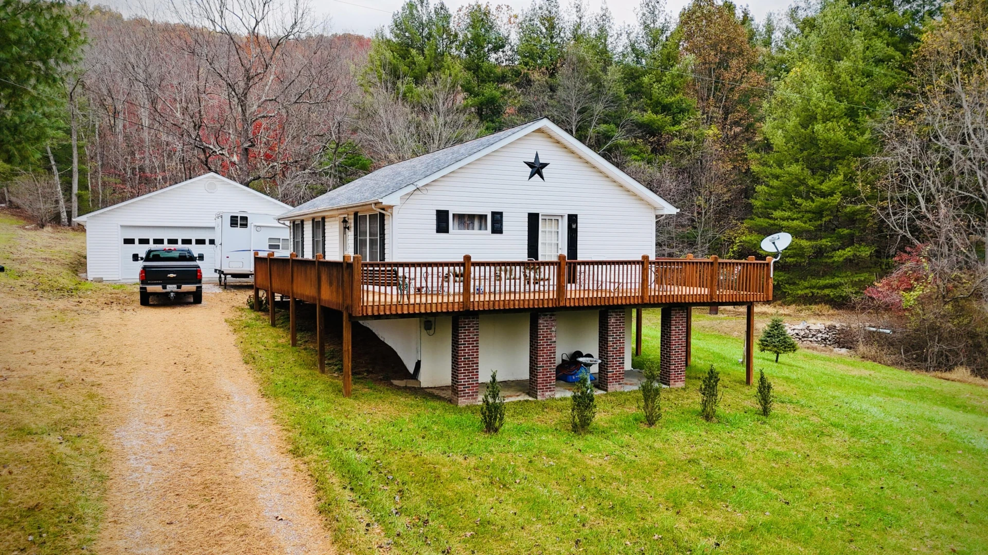 1695 Blue Grass TRL - Photo 4