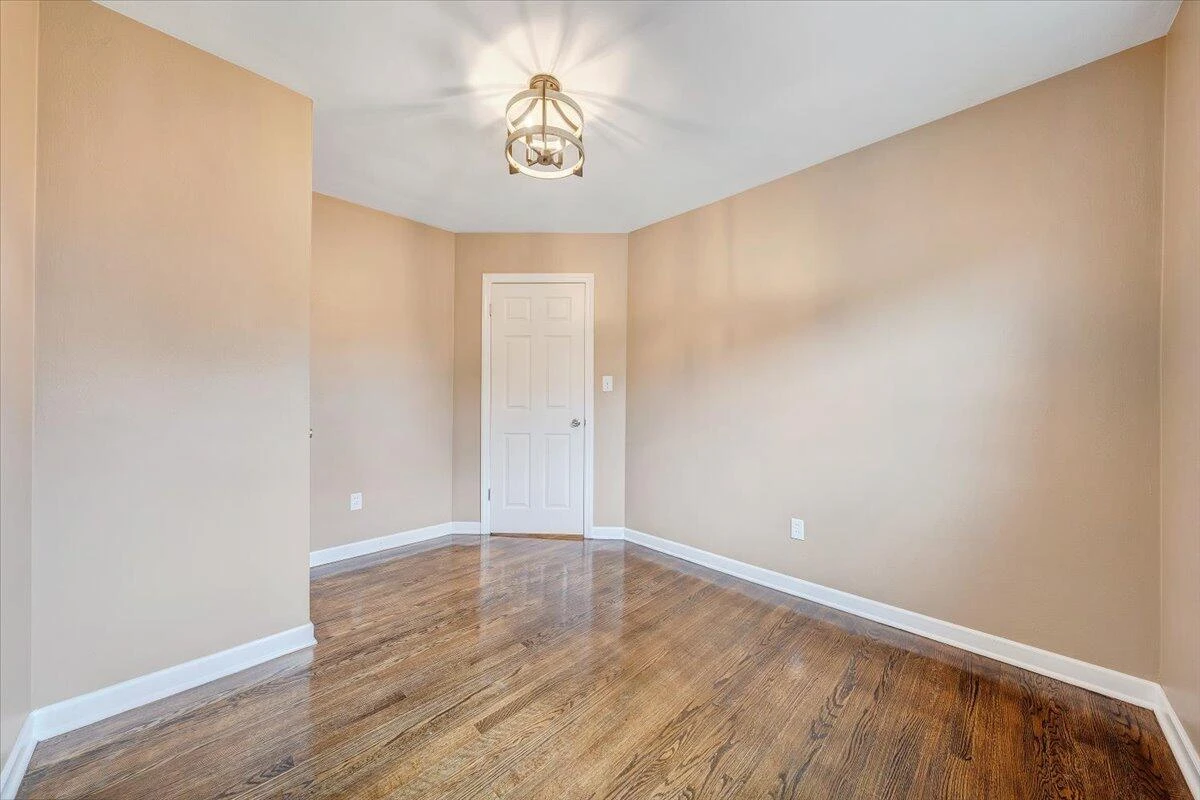 4451 Old Virginia ST NE - Photo 10