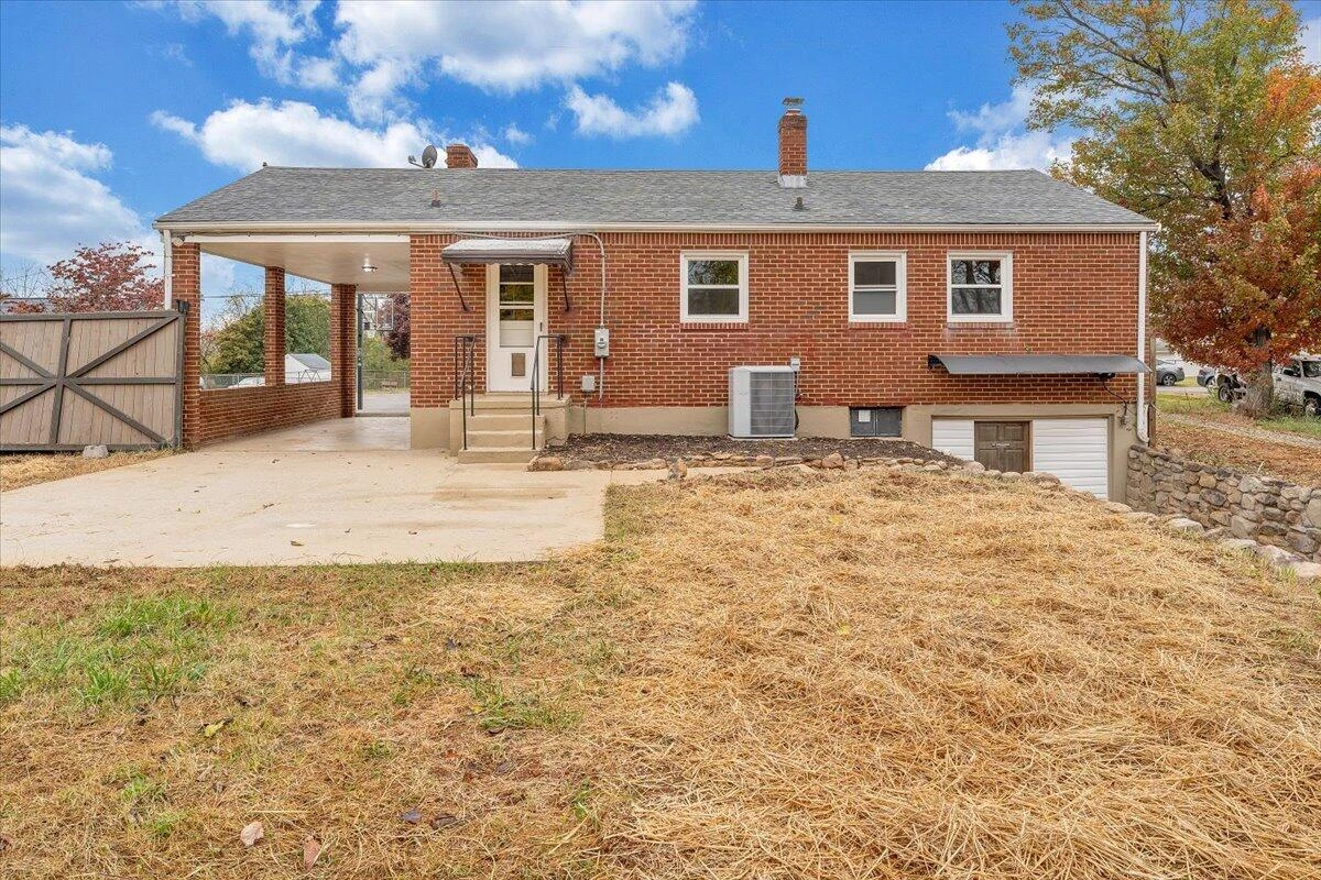 4451 Old Virginia ST NE - Photo 27