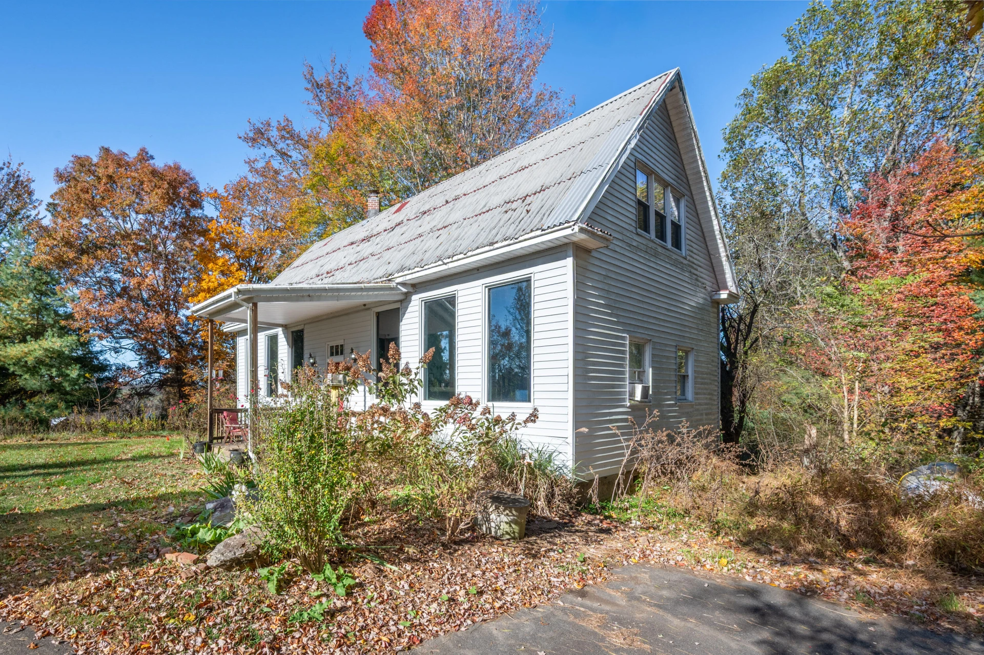 3056 Indian Valley RD NW - Photo 2