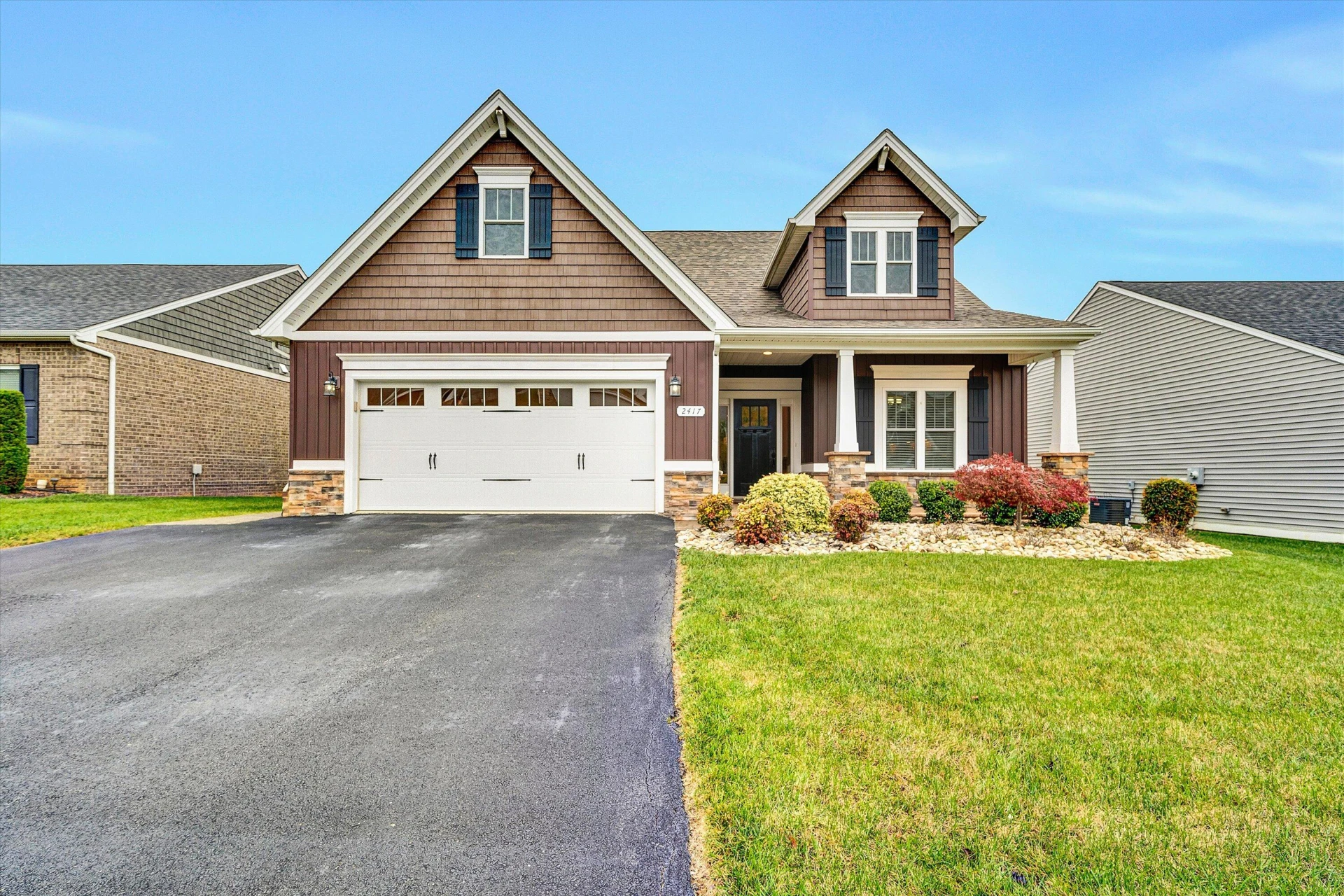 2417 Foxfield CT