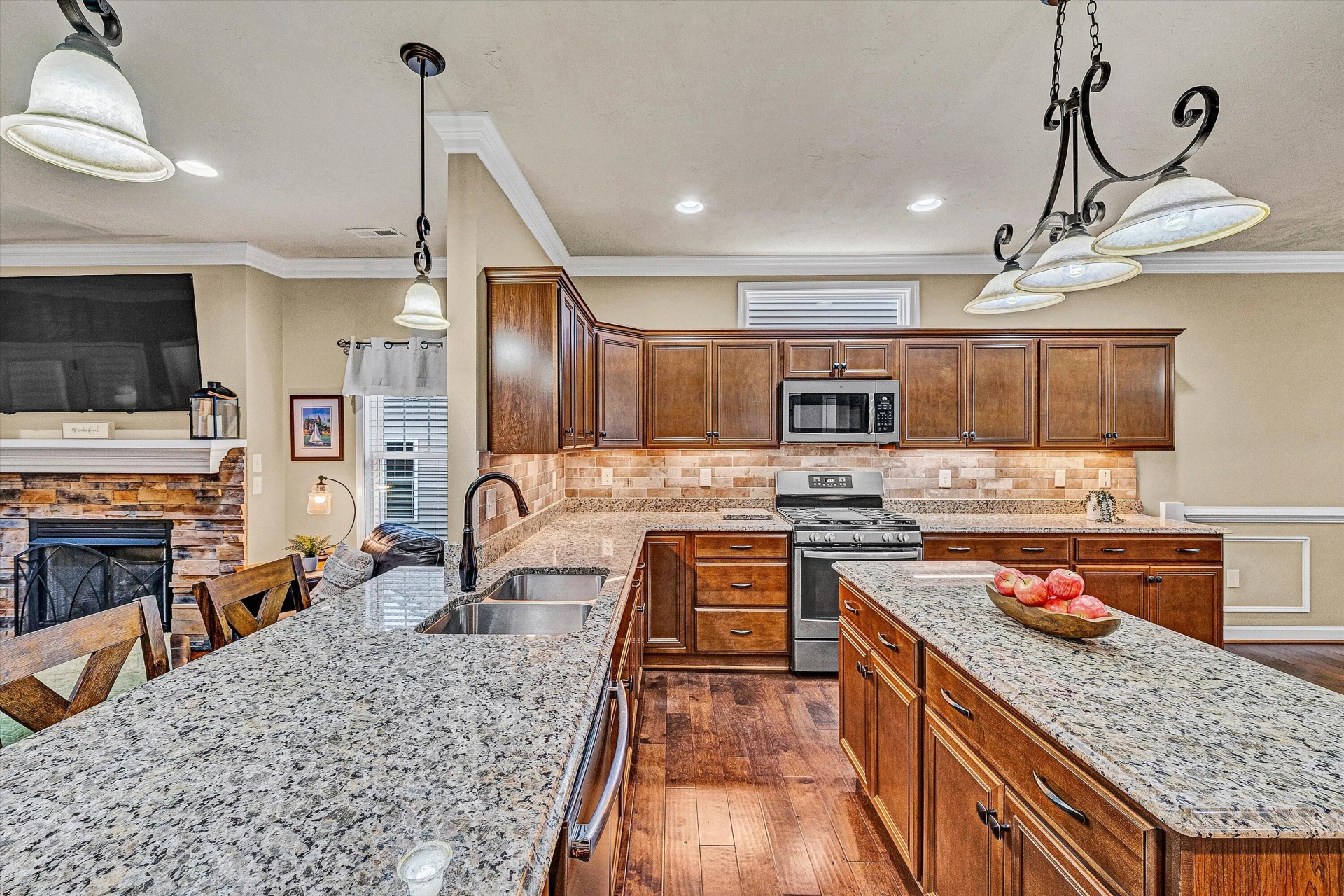 2417 Foxfield CT - Photo 10