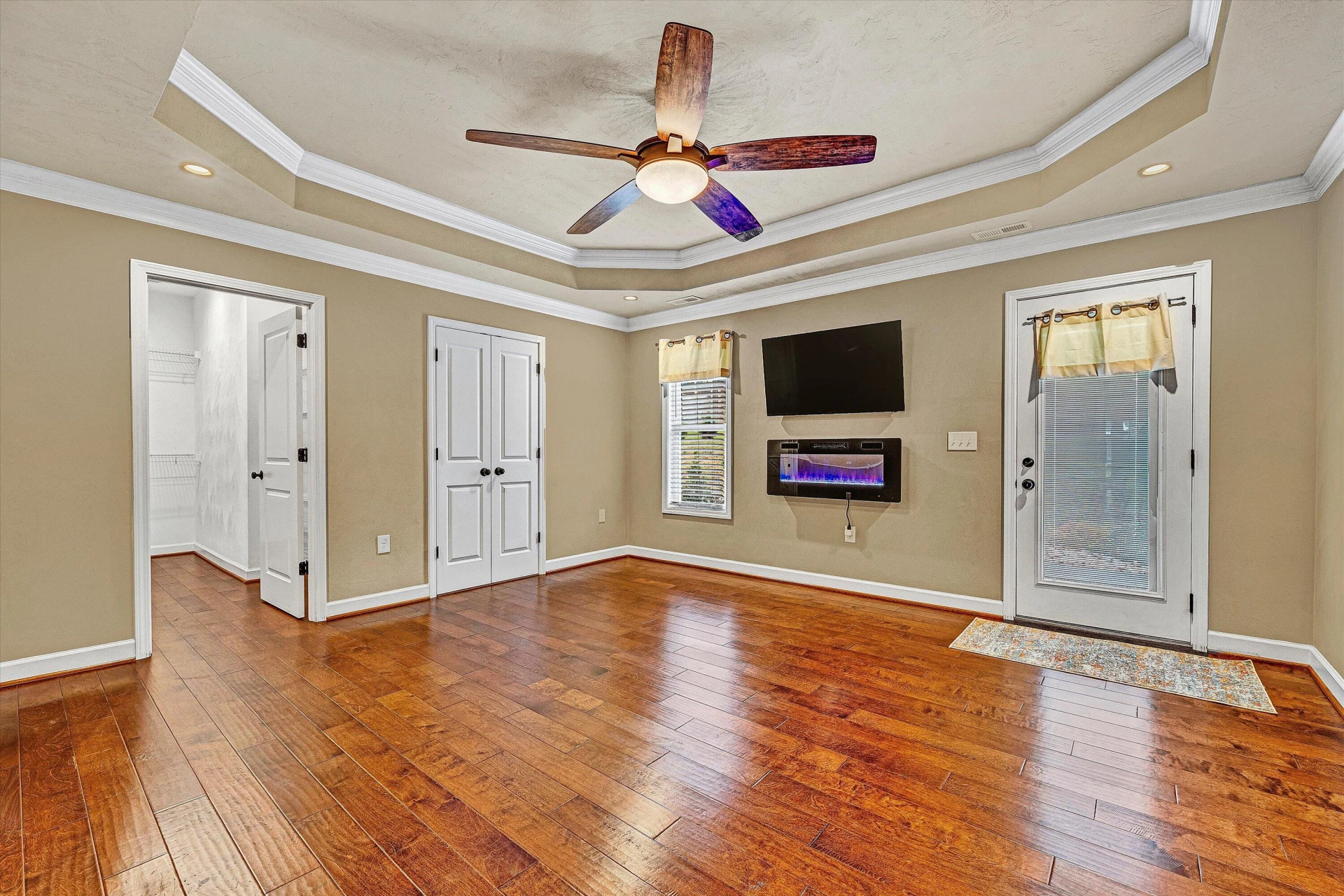 2417 Foxfield CT - Photo 16