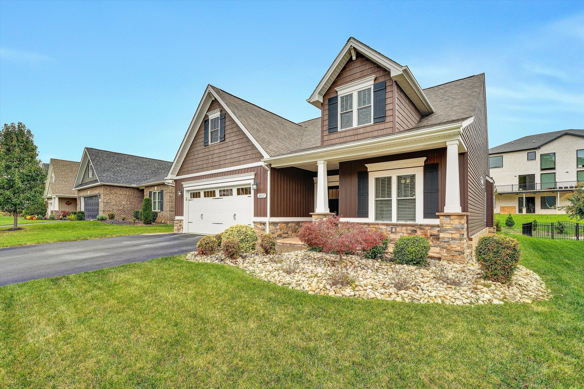 2417 Foxfield CT - Photo 2