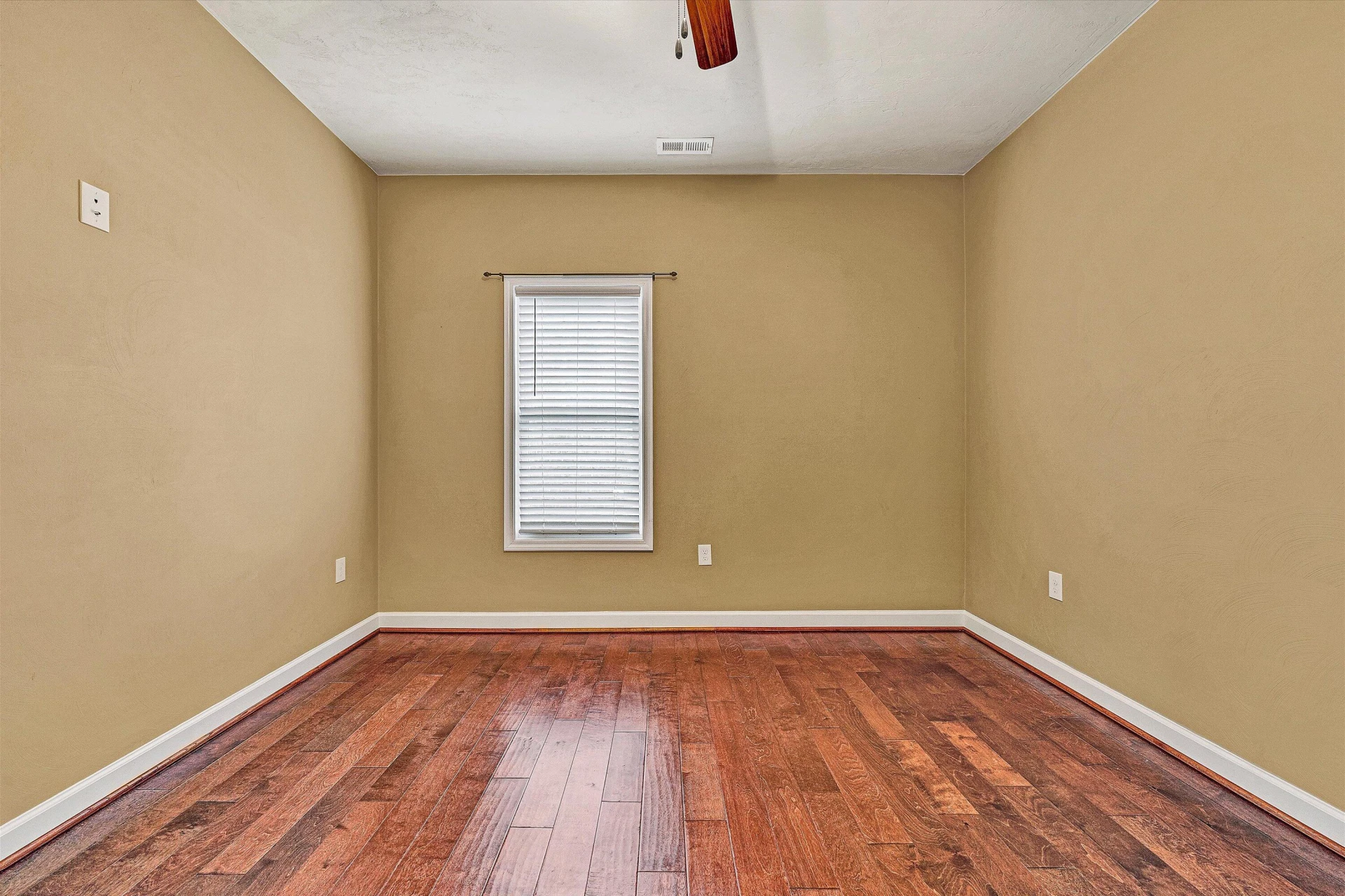 2417 Foxfield CT - Photo 25
