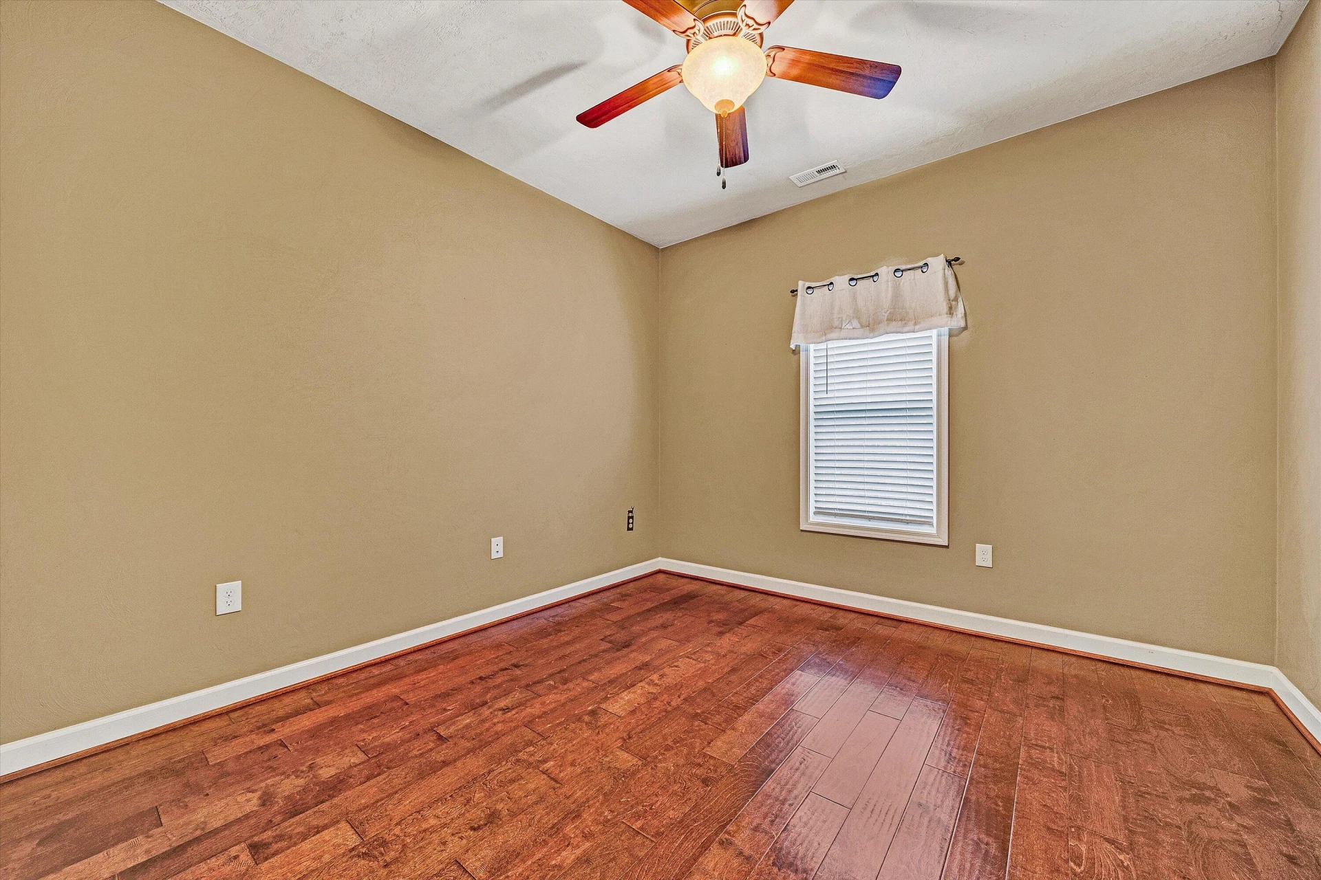 2417 Foxfield CT - Photo 26