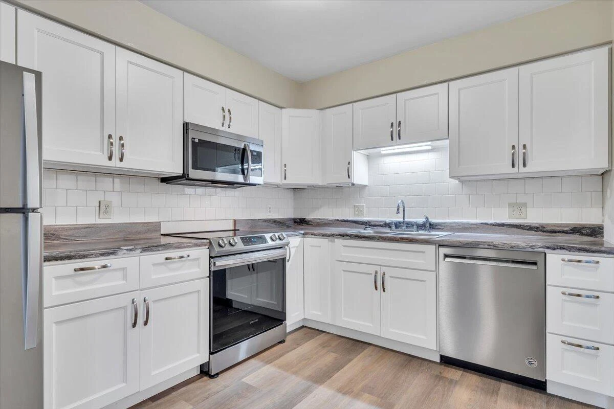 7192 Red Cedar CIR - Photo 19