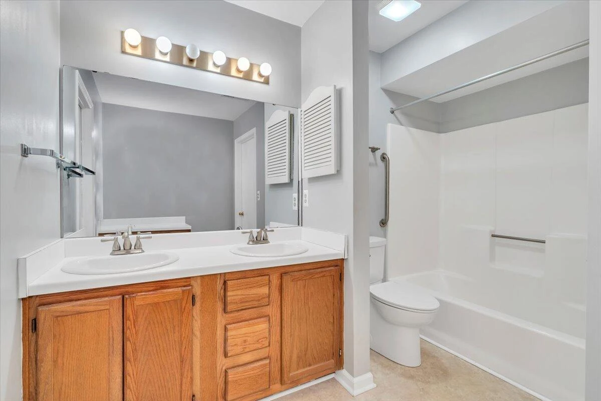 7192 Red Cedar CIR - Photo 32