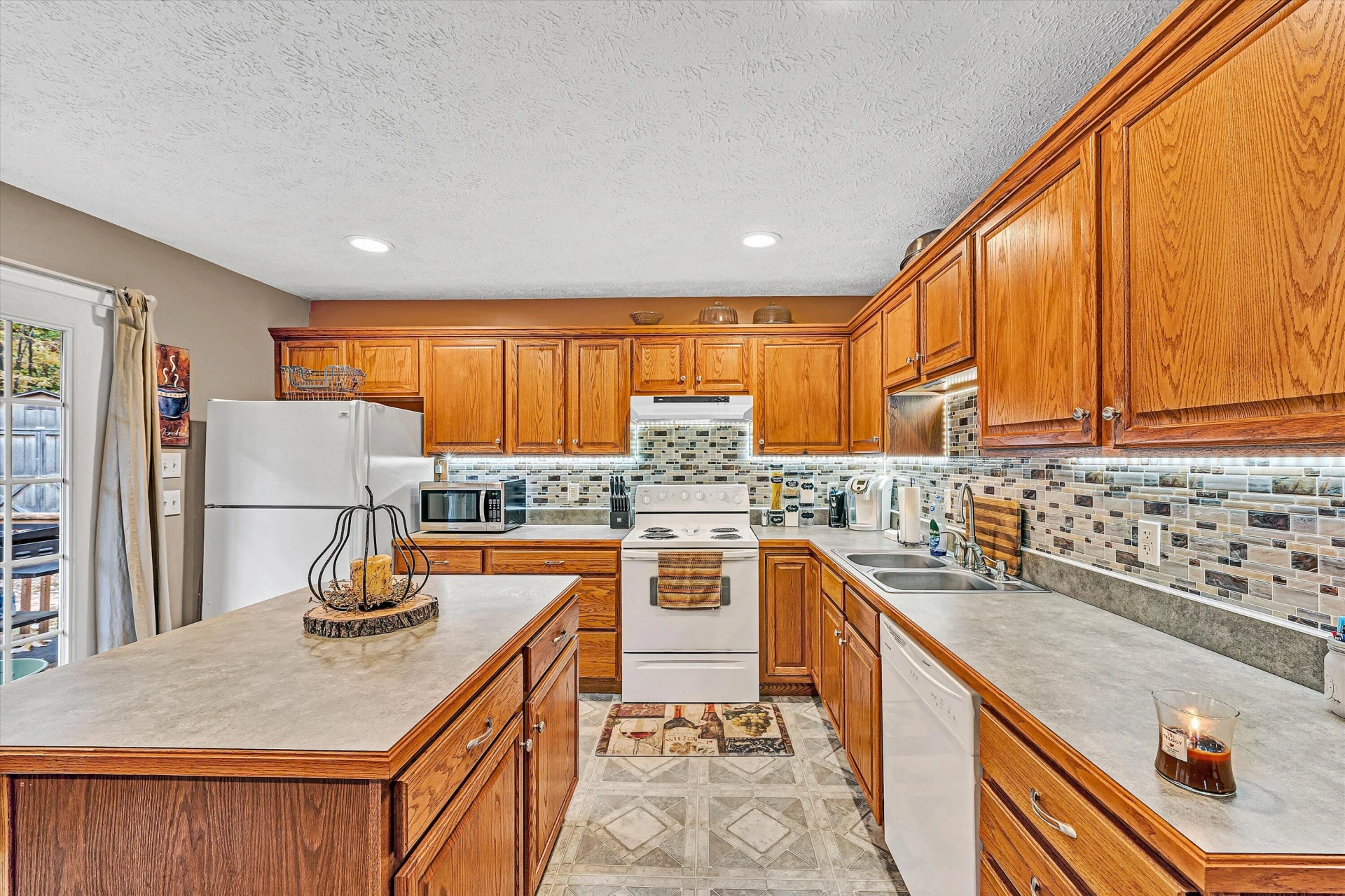 3960 Edwardsville RD - Photo 14