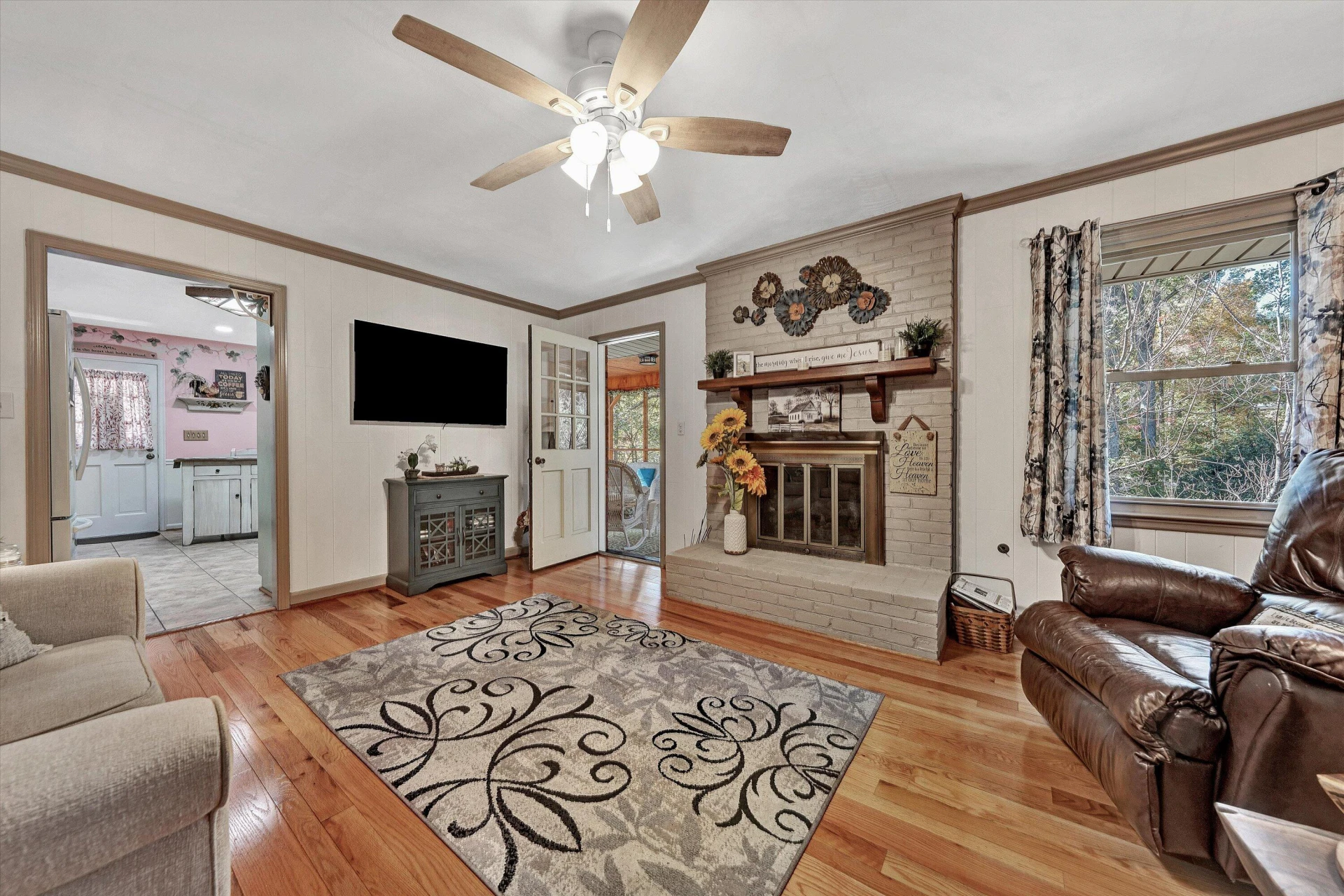 6536 Woodbrook DR - Photo 17