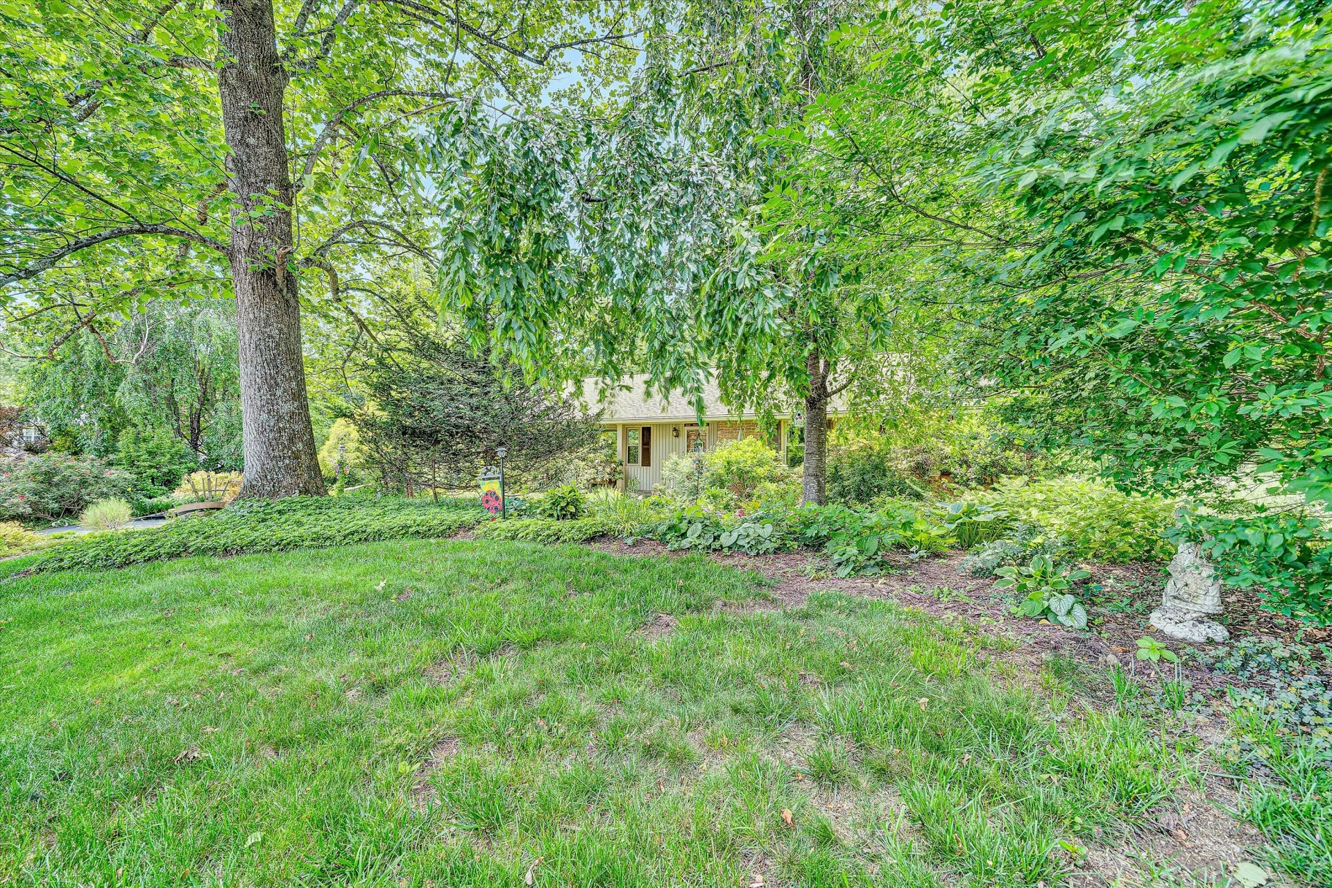 6536 Woodbrook DR - Photo 19
