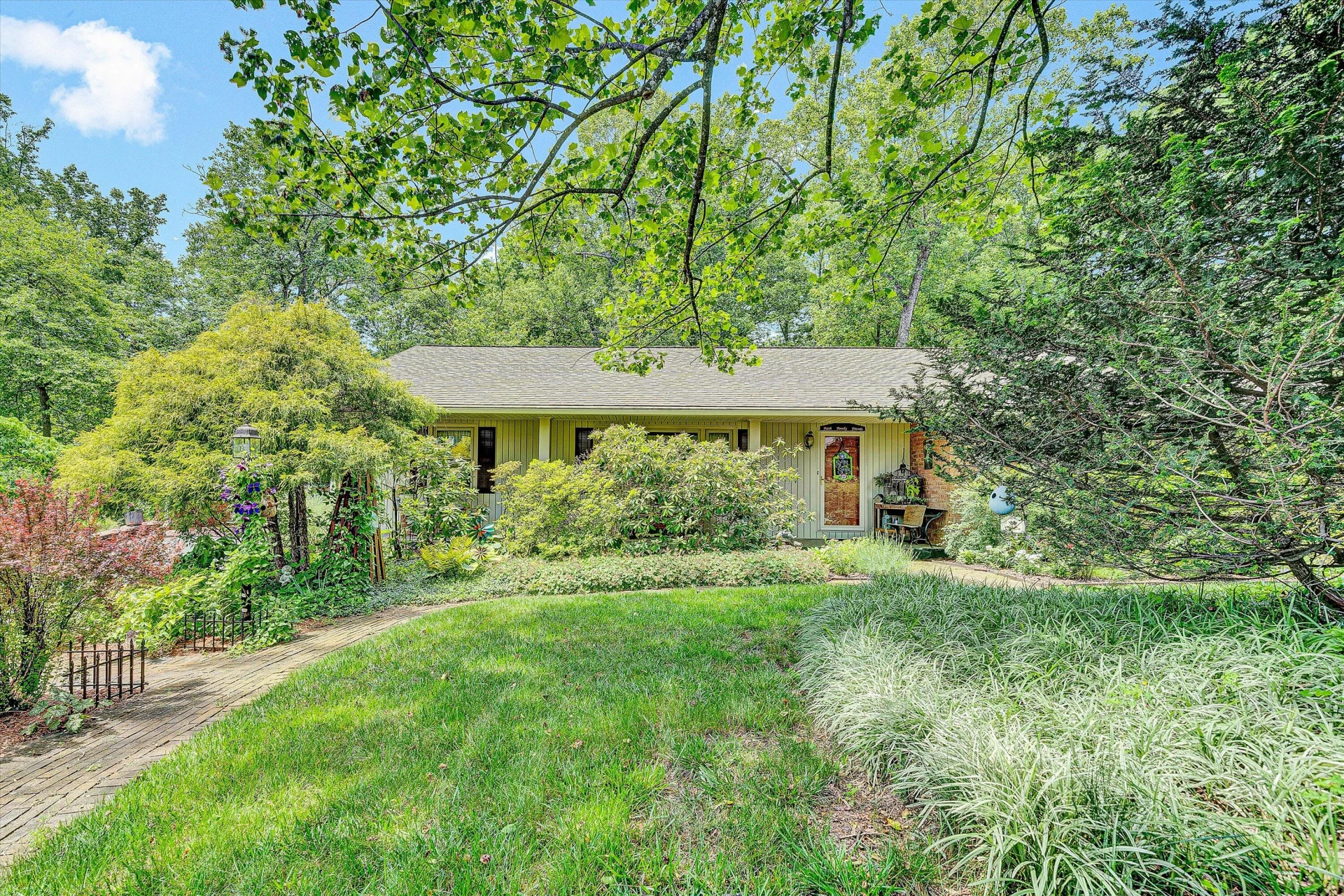 6536 Woodbrook DR - Photo 7