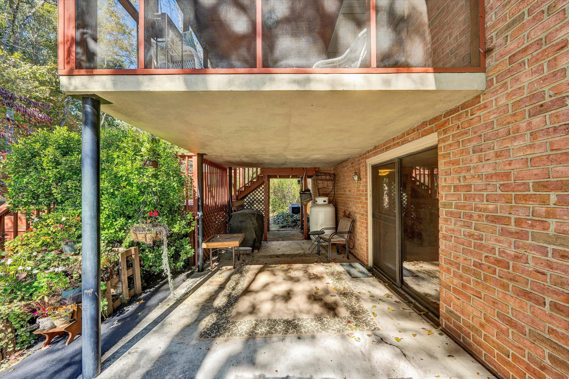 6536 Woodbrook DR - Photo 43