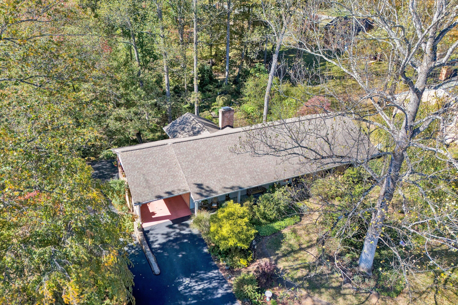 6536 Woodbrook DR - Photo 9
