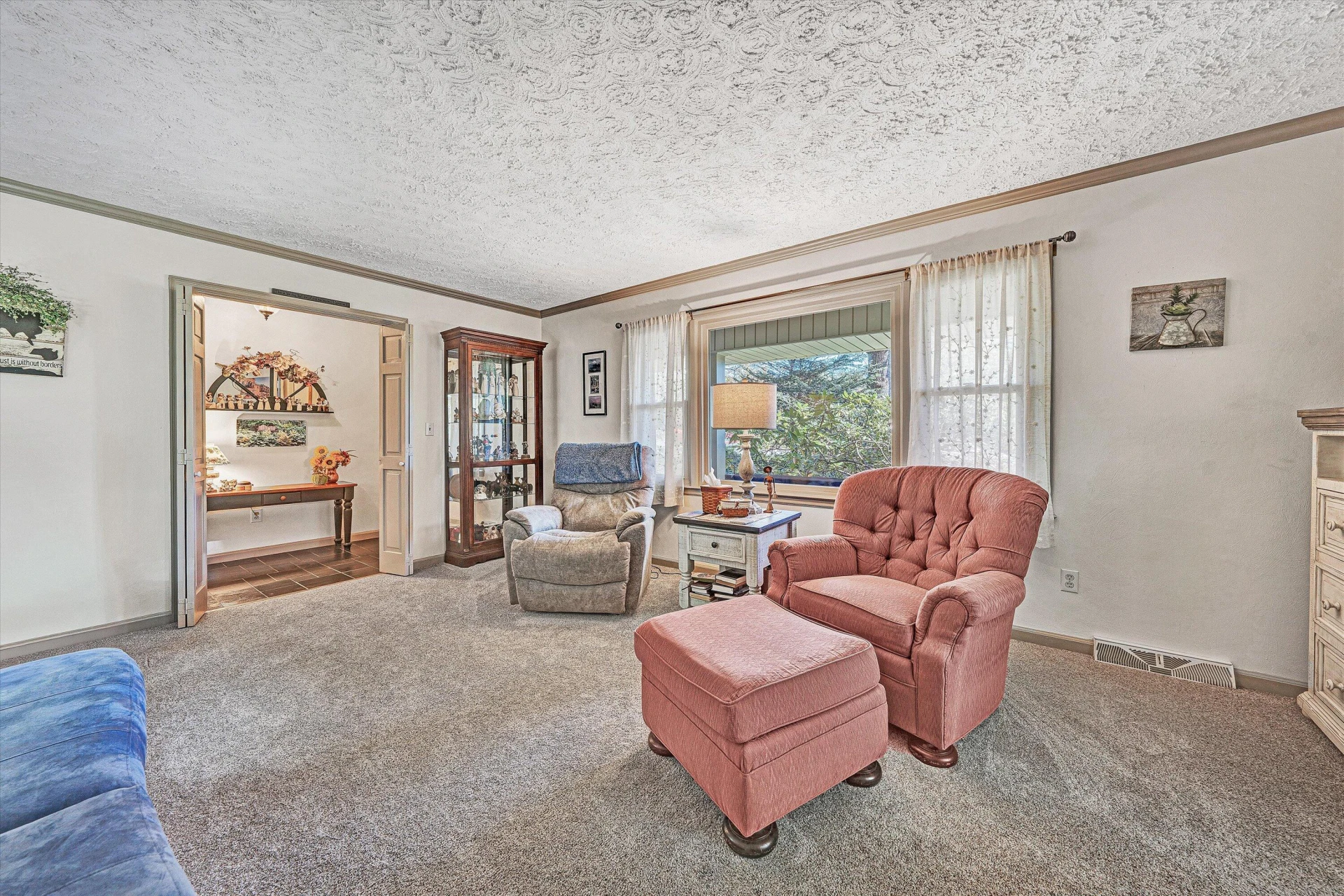 6536 Woodbrook DR - Photo 10