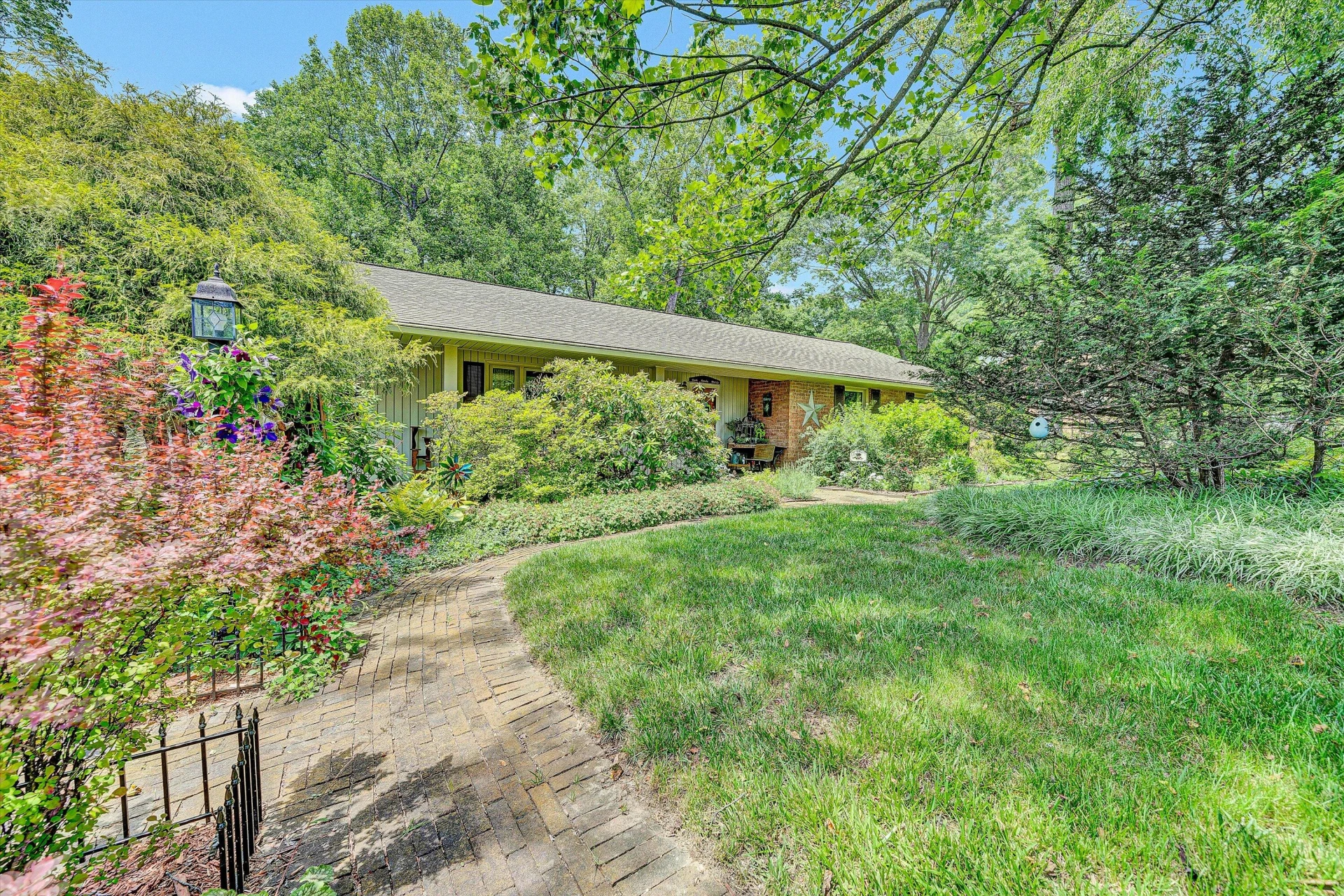 6536 Woodbrook DR - Photo 11
