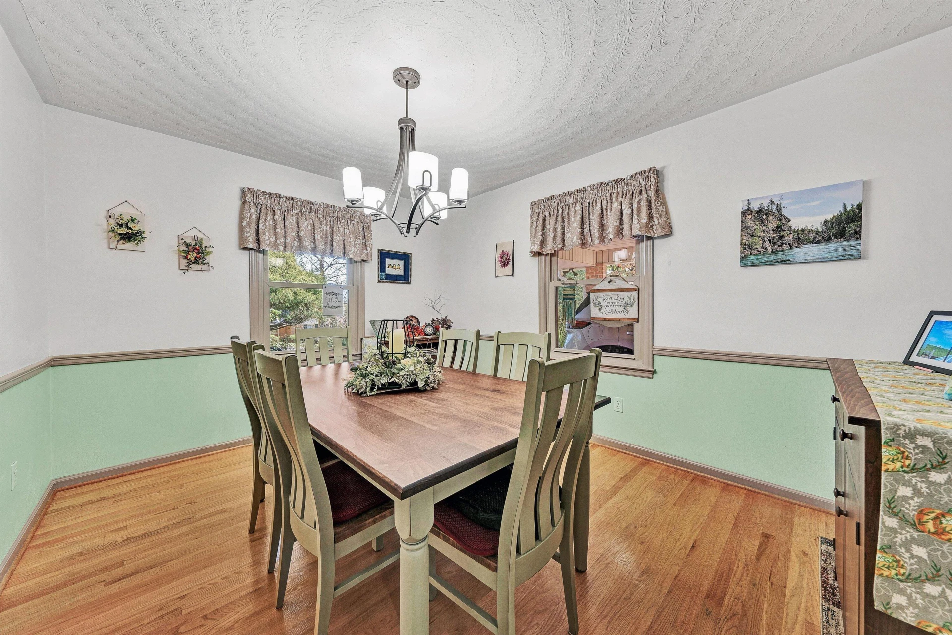 6536 Woodbrook DR - Photo 12