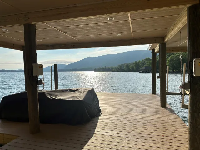 31 Mountain Glen DR