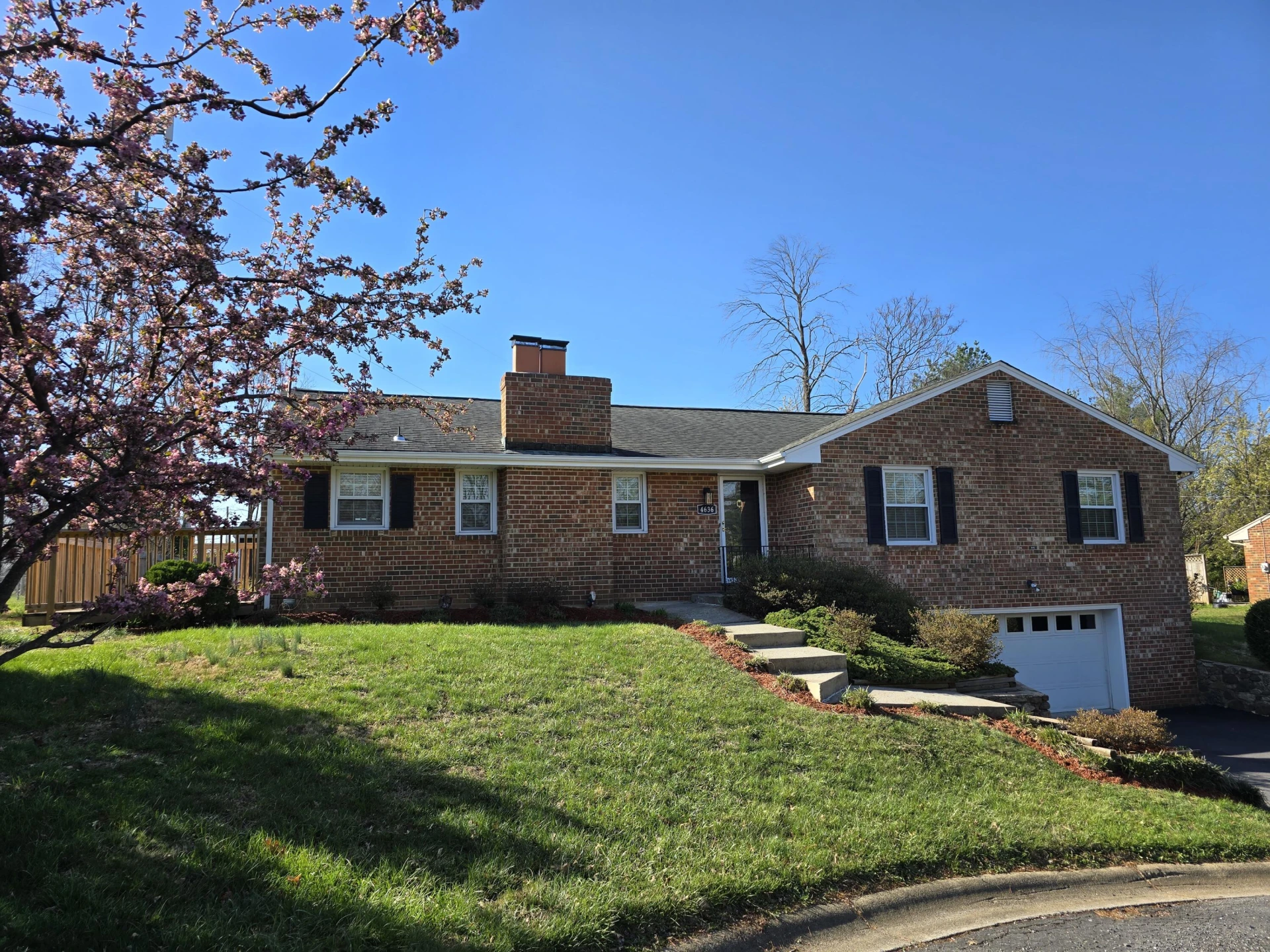4636 Foxhall CIR