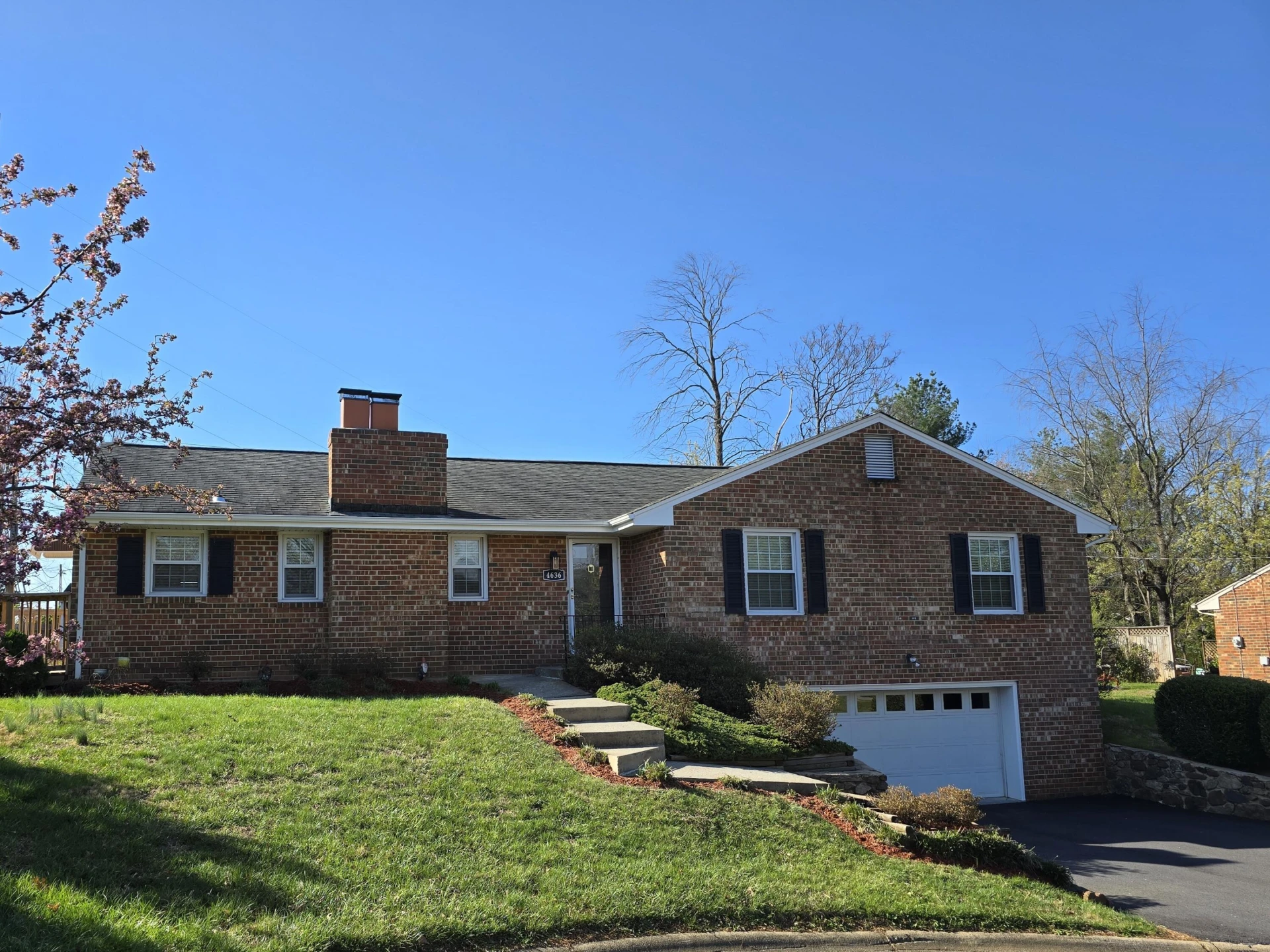 4636 Foxhall CIR - Photo 2