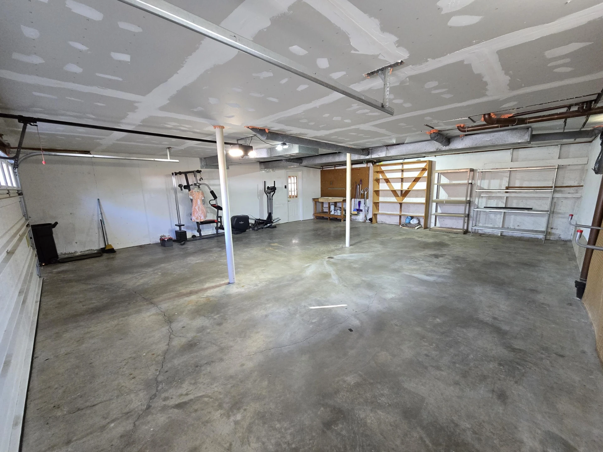 4636 Foxhall CIR - Photo 38
