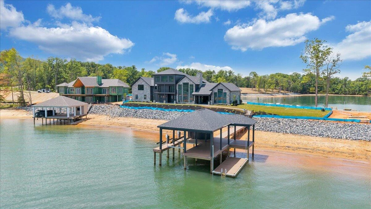 118 Lakeport CIR - Photo 131