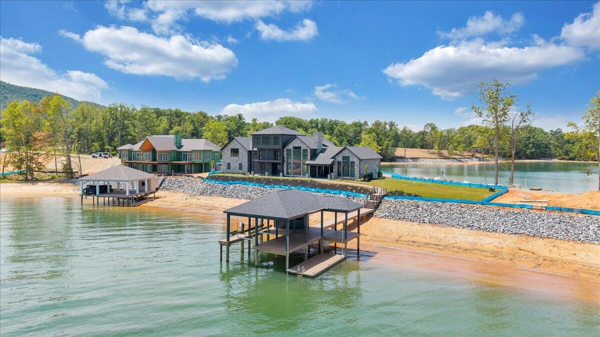 118 Lakeport CIR - Photo 137