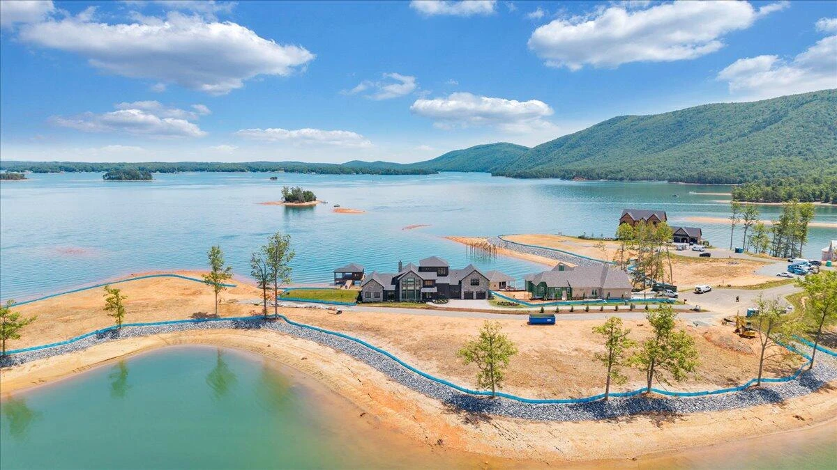 118 Lakeport CIR - Photo 139