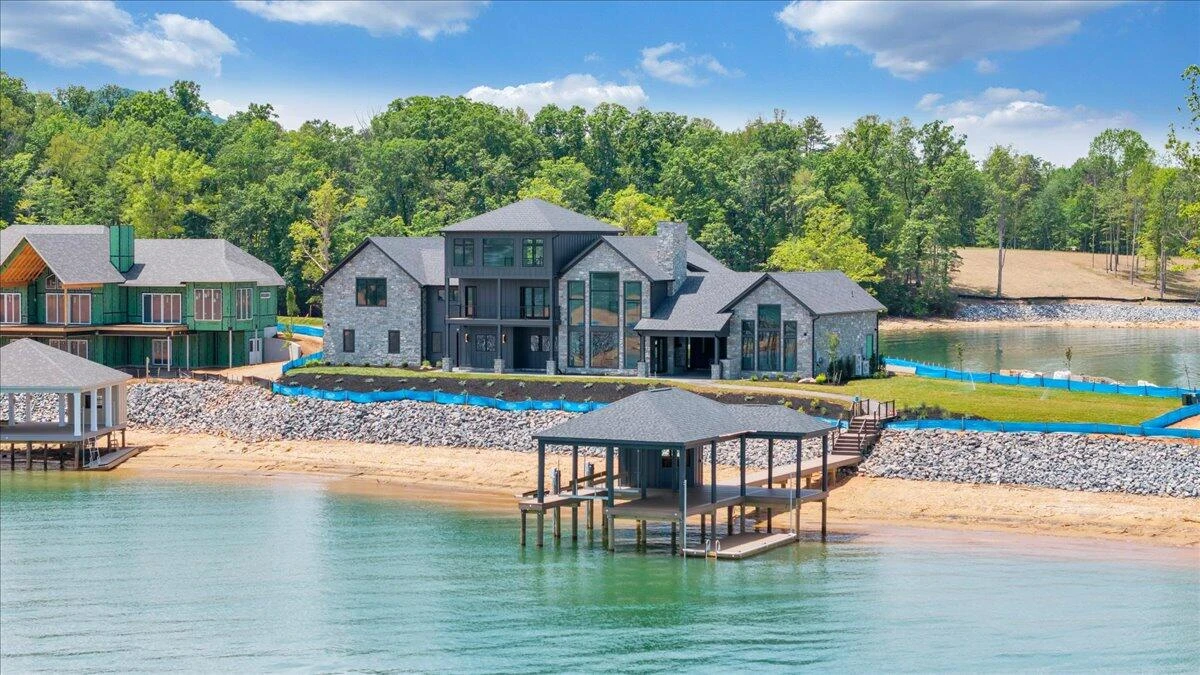 118 Lakeport CIR - Photo 6