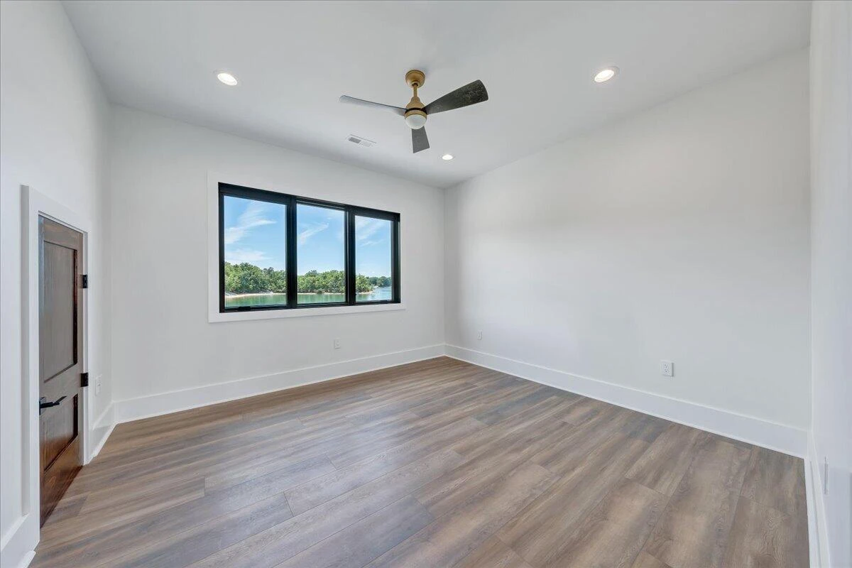 118 Lakeport CIR - Photo 74