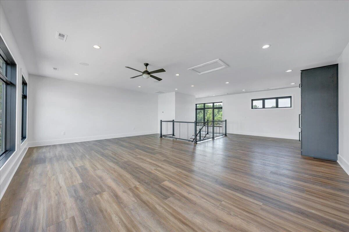 118 Lakeport CIR - Photo 82