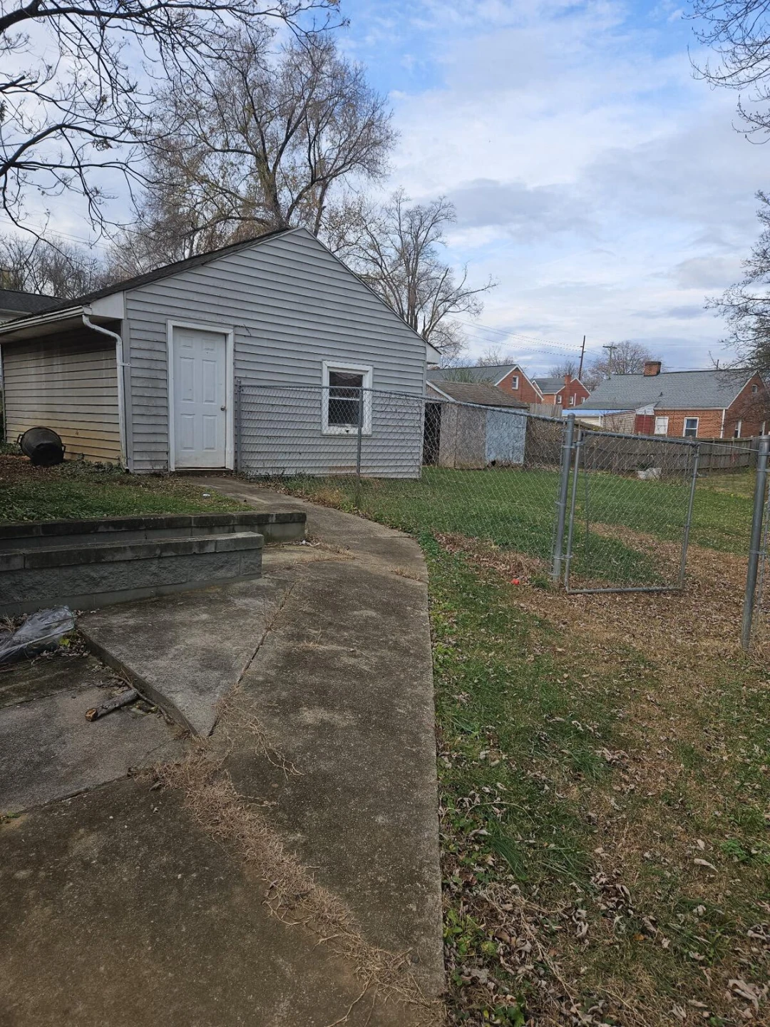 2518 Chatham ST NW - Photo 30