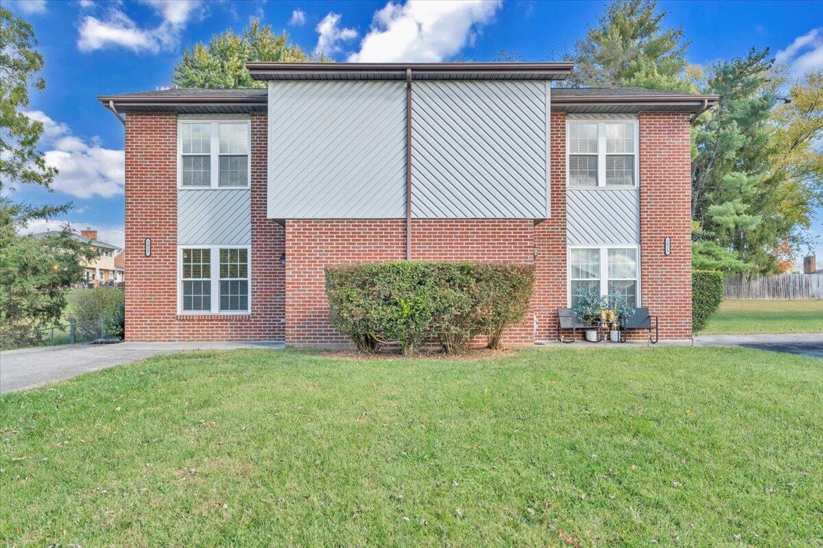 5015 Polly Hill LN #5017