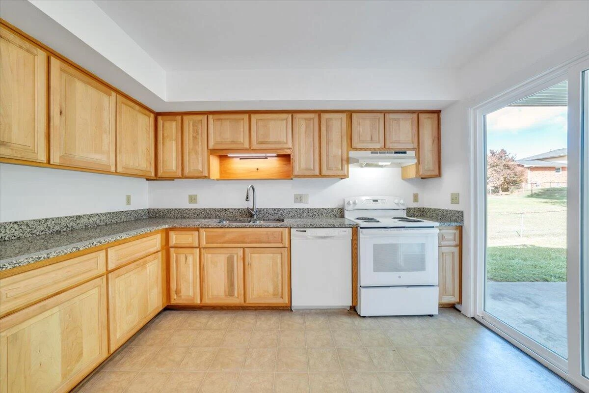 5015 Polly Hill LN #5017 - Photo 13