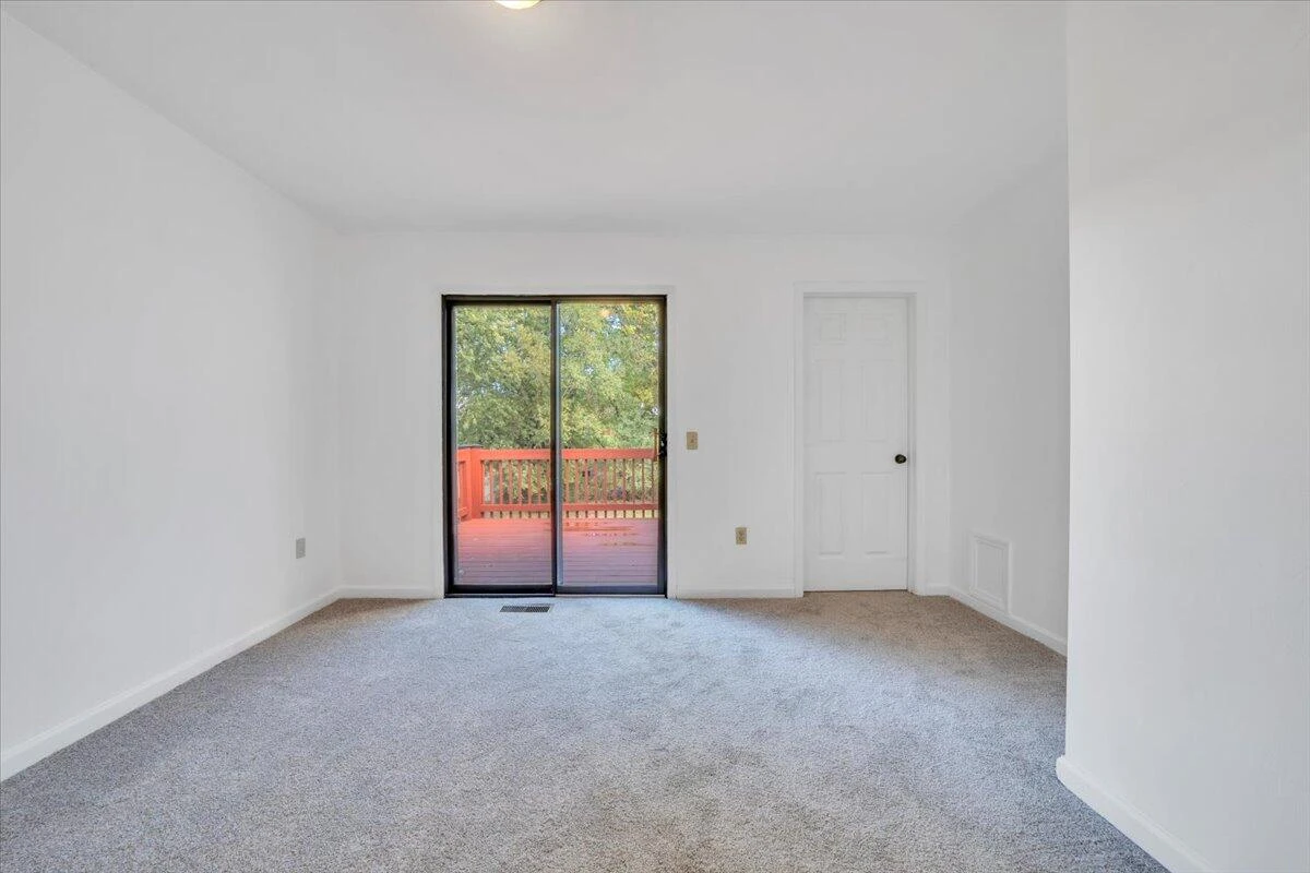 5015 Polly Hill LN #5017 - Photo 18