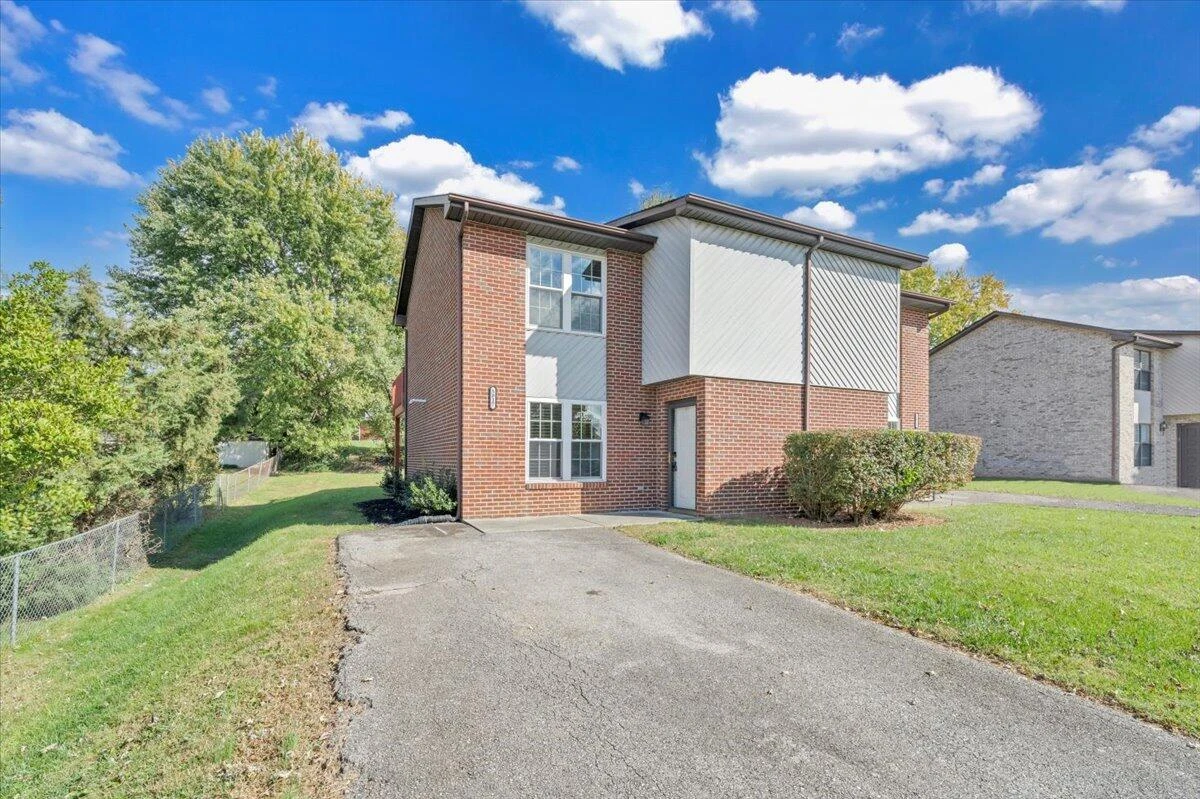5015 Polly Hill LN #5017 - Photo 32